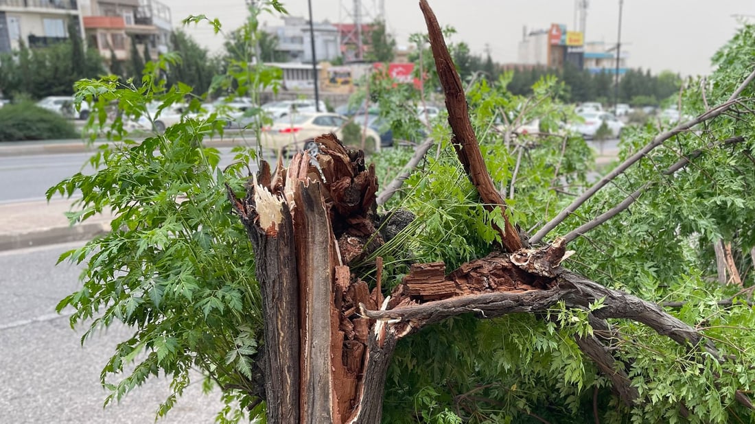 لە سبەینێوه ئەگەری تاوە باران و هەورە بروسک هەیه
