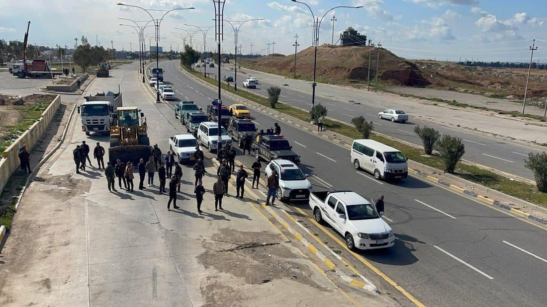 لە کەرکوک تابلۆ و ریکلامی بێ مۆڵەت لە شەقام و شۆستەکان لادەبرێن