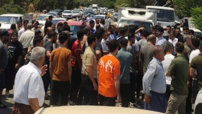 Villagers block road amid ongoing Turkish incursion in Duhok