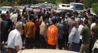 Villagers block road amid ongoing Turkish incursion in Duhok