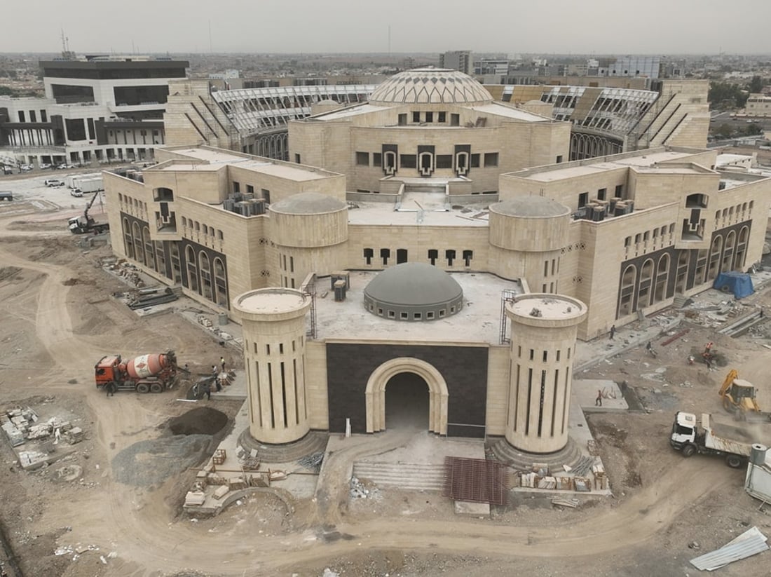 صور: مبنى محافظة نينوى الجديد بلمسات آشورية.. نسبة الإنجاز 85%