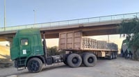 صور: الهندسة العسكرية تنقذ النعمانية بجسر بديل.. القديم...