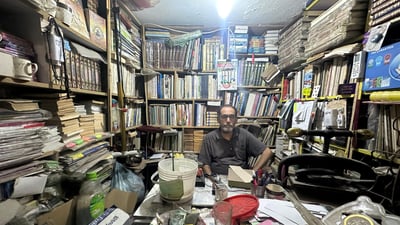 من النرويج إلى العباسية الشرقية في كربلاء.. إياد جار الله سيبقى يرمم الكتب