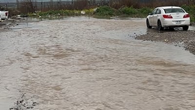 لە چەند گەڕەک و شەقامێکی زاخۆ ئاوێكی زۆر کۆبووەتەوە