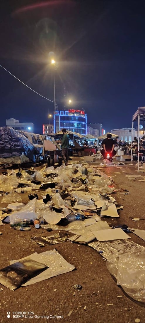 رۆژانى هەینى؛ زبڵ و خاشاک سەنتەرى هەولێر دادەپۆشێت