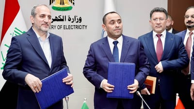 عێراق گرێبەستێکی پێنج ساڵەی بۆ کڕینی غازی ئێرانی واژۆ کردەوە