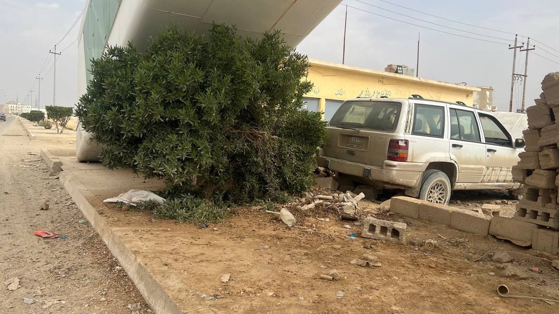 “أضرب الشاحنة أم الجسر؟”.. سائق شيروكي يتخذ “القرار الأصعب” وينجو