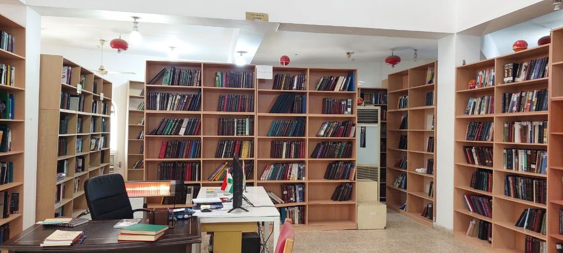 صور.. مدير مكتبات دهوك يتفاجأ بصفقة رابحة غير متوقعة: 8 آلاف كتاب بالصدفة