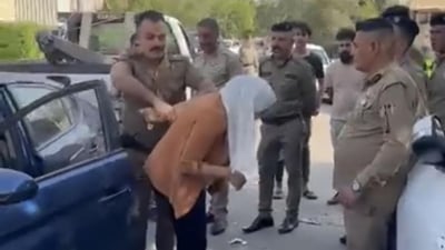 بعد انتشار فيديو المشاجرة.. وزير الداخلية يوجه بمعاقبة ضابط وامرأة برتبة ملازم أول