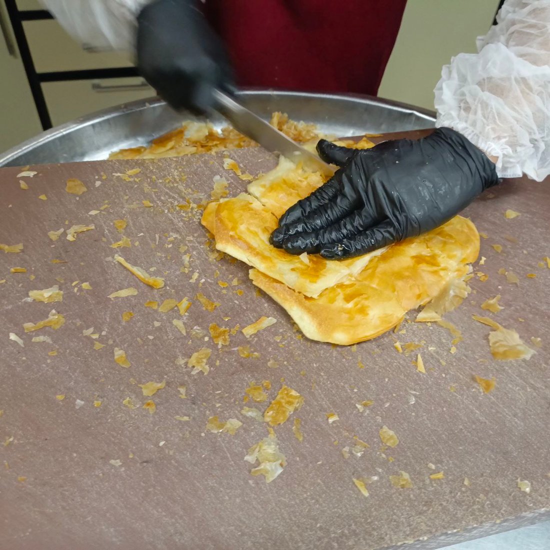 صور: “سنونو” كركوك مفتوح في رمضان لأول مرة.. يقدم طبقه الشهير على السحور