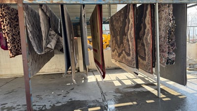 بەبۆنەی مانگی رەمەزانەوە دەفتەری قەرزەکانی سووتاند