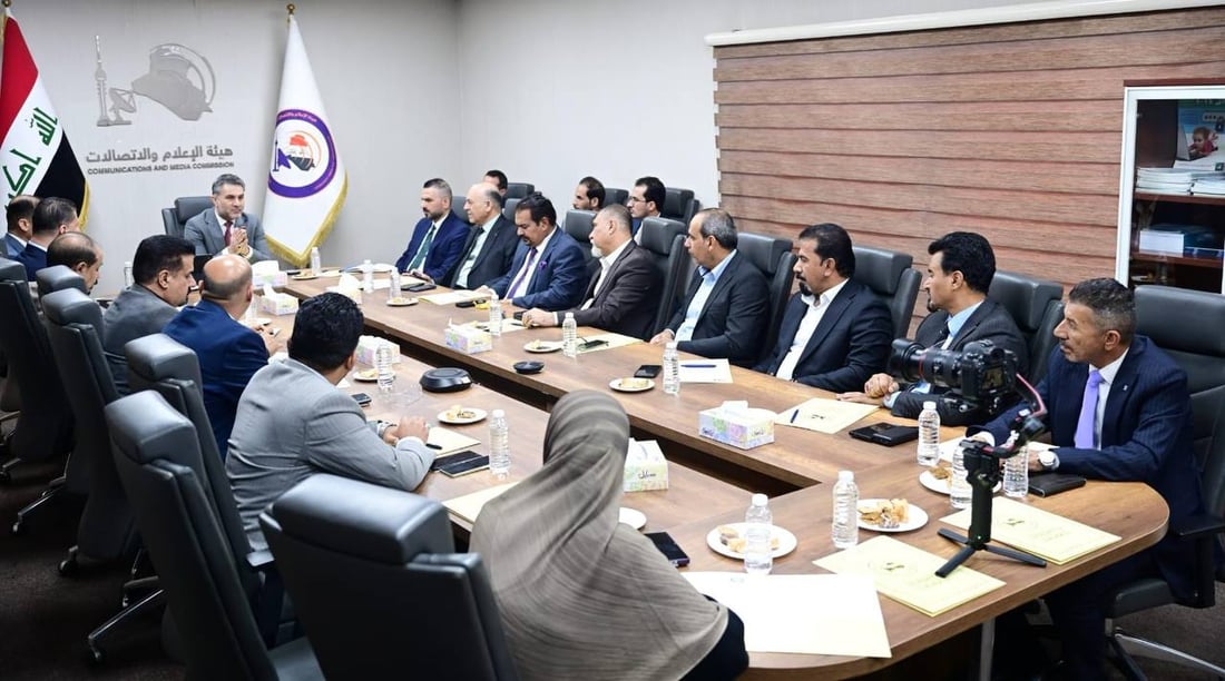 بليغ أبو كلل يستضيف عدداً من المحللين السياسيين لتوضيح إجراءات منع الظهور