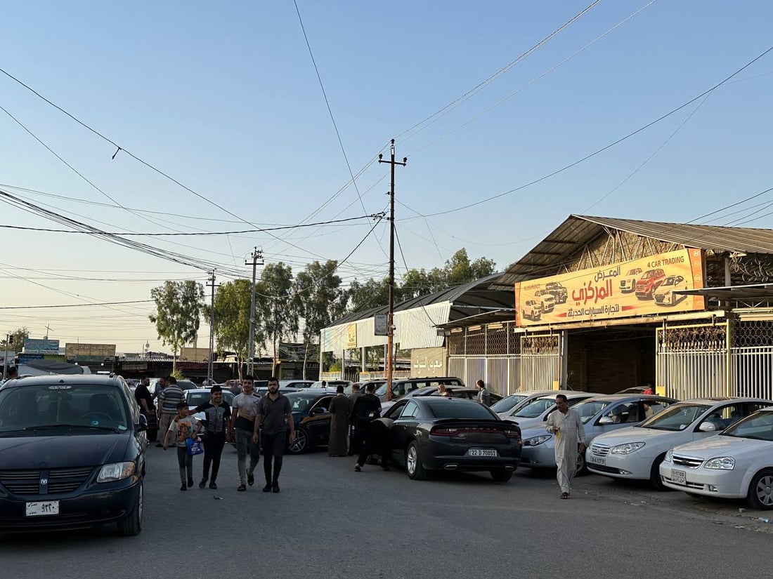 ذوق الموصل في السيارات يتغير بعد الحرب نحو الأمريكي والأسود.. وللنساء حصتهن (صور)