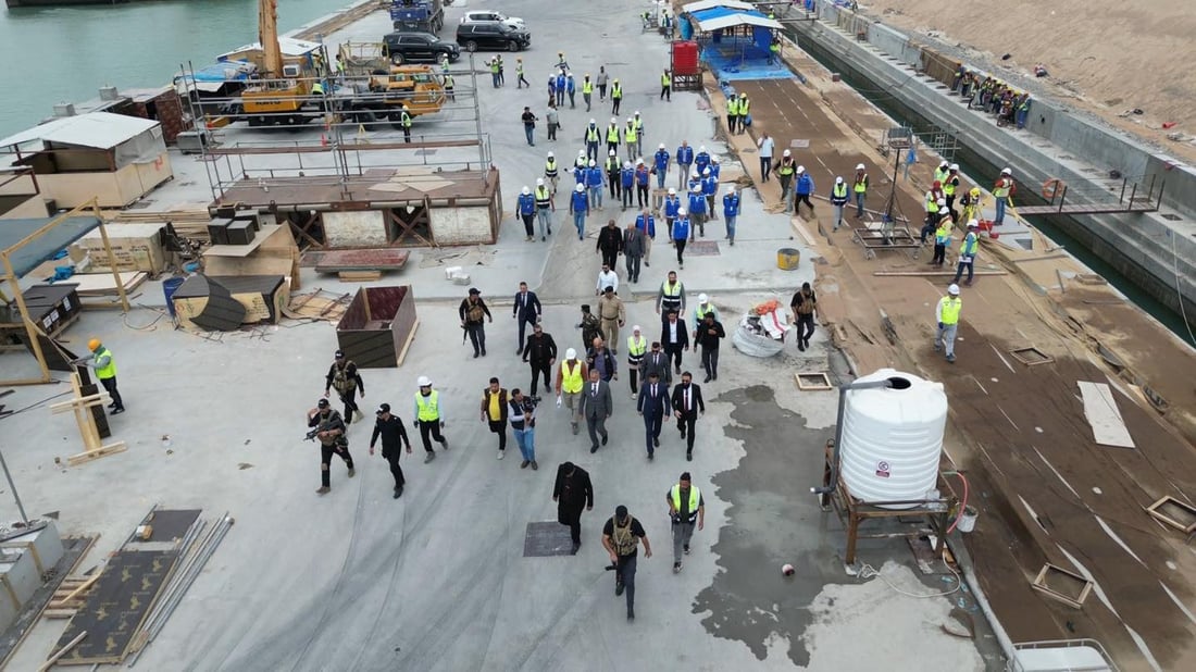 نسب إنجاز الأرصفة الخمسة لميناء الفاو بلغت 92% – وزير النقل (صور)