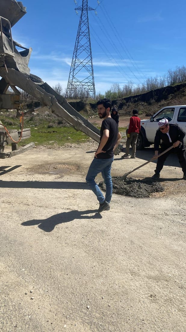 چاڵ و قۆرتى رێگایه‌كى مێرگه‌سۆر پڕ ده‌كرێته‌وه‌