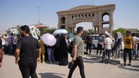 خريجو البصرة يحتجون على قرعة الـ 13 ألف وظيفة: استثناؤنا...