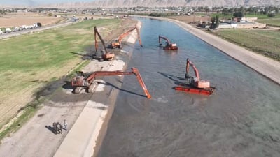 (صور) كركوك تنظف نهر الخاصة من الأدغال: مستعدون للسيول وحملتنا بلغت صلاح الدين