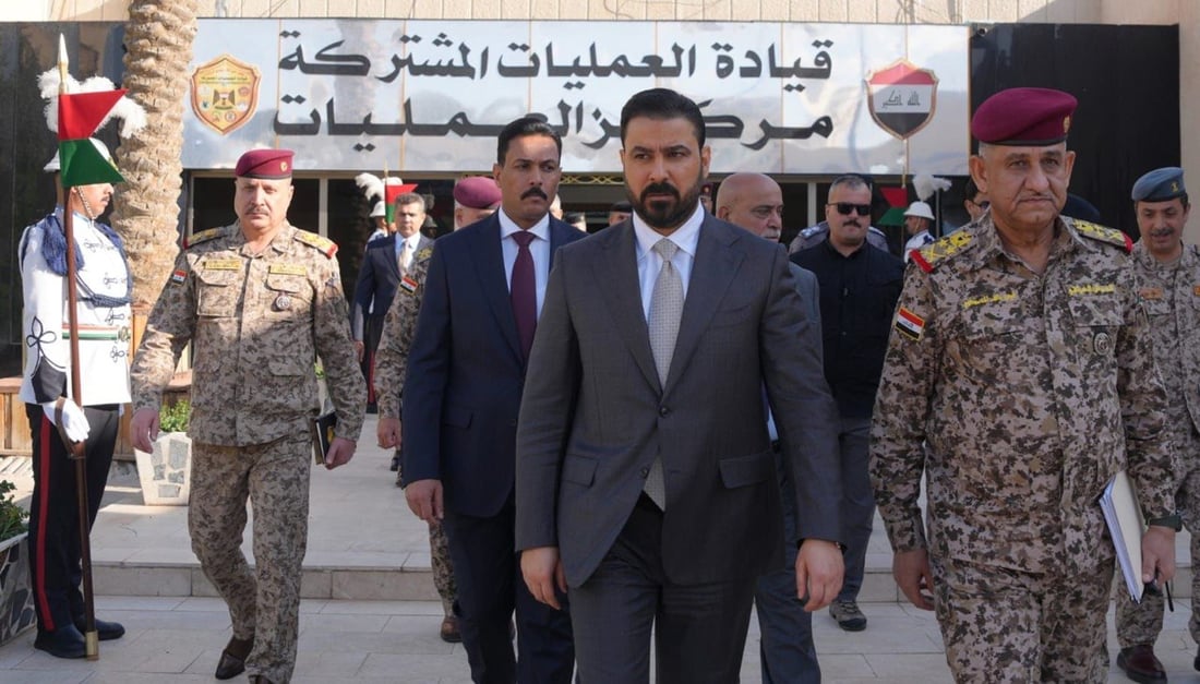 أول تحرك من الزيدي بصفة القائد العام للقوات المسلحة: اجتماع في مقر العمليات
