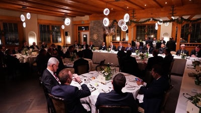 السوداني يشارك رؤساء 57 شركة عالمية رؤية العراق في مجال التنمية والاقتصاد