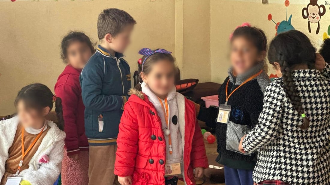 رێكخراوێك 200 منداڵى بێ دایك و باوك له‌ خانكێ به‌خێوده‌كات