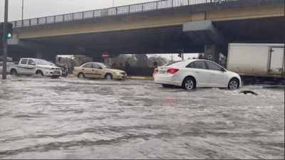 لە شەقامی 60 مەتری ئاستی ئاو بەرزبووەتەوە و بەشێکی داخراوە