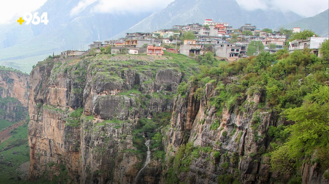 دەنگە گەورەکەی چیای هندرێن مین بوو بە مانگایەکدا تەقیوەتەوە