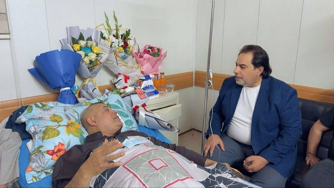 “رعد الناصري بخير”.. وفد من نقابة الفنانين يزوره في المستشفى (صور)
