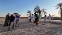 مشاهد مؤثرة تستحضر ما بعد عاشوراء.. قلعة صالح تجسد مراسم دفن الأجساد