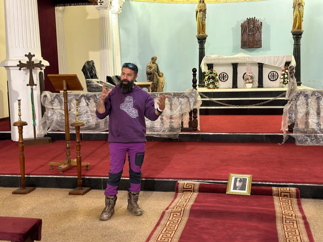 صور: فتيات البصرة ينافسن الرجال في “الإرشاد السياحي” وفريق تدريب خاص من الموصل