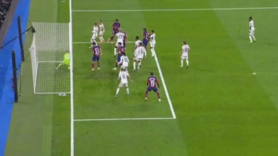 حاڵەتە گوماناوییەکە یارى کلاسیکۆ دووبارە دەکاتەوە؟