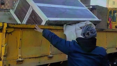 صور: بلدية كربلاء ترفع التجاوزات على شارع أحمد الوائلي بدعم مواقع التواصل