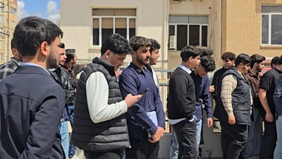 قۆناغی دوانزەکان لە سلێمانی دژی خوێندنی ئۆنلاین گردبوونەوە