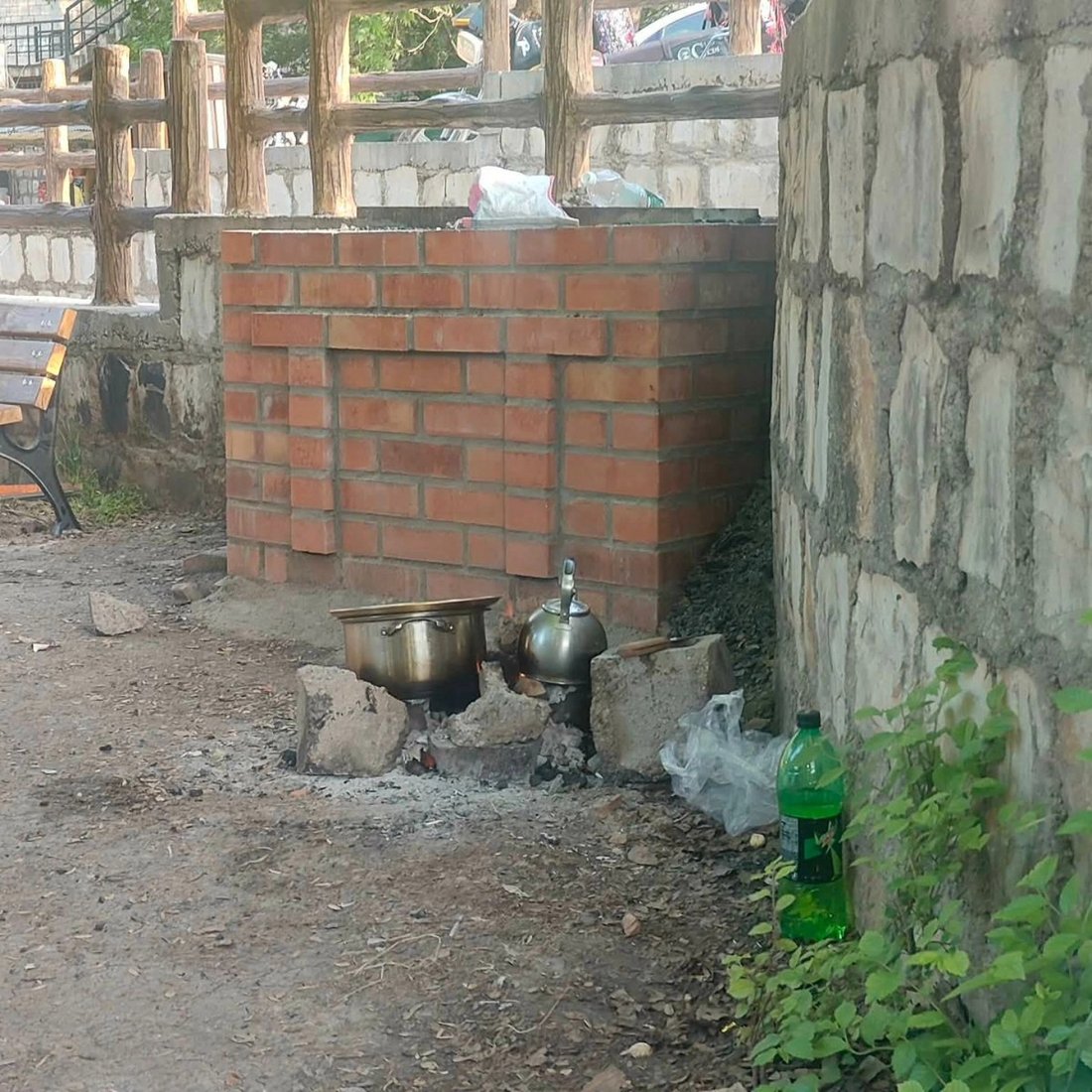 گەشتیاران چاوگیان پیس کردووە