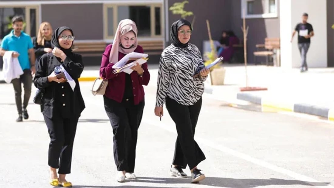 لە عێراقەوە بۆ سوریا؛ هەزار و 500 کورسی خوێندن بە خۆڕایی دابینکرا