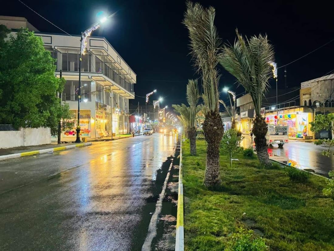 صور وفيديو.. الأمطار والسيول استمرت 4 ساعات في بادية السماوة وأطاحت بأعمدة الكهرباء