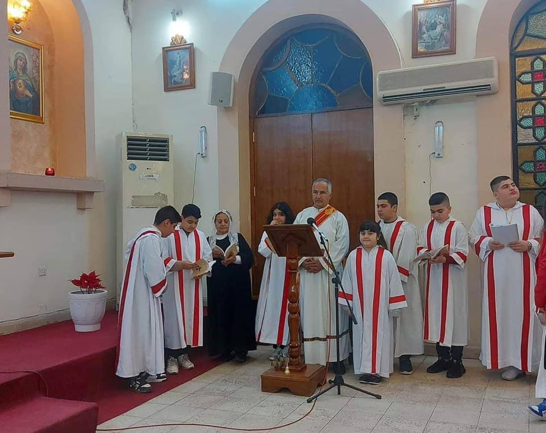 صور: كنيسة “مار بولس” في الزعفرانية تقيم مراسم “الذبيحة الإلهية”