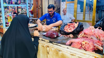 صور: هذا وقت “الكراعين” في العمارة.. وزبائن المحمودية يفضلون “باچة” العجل