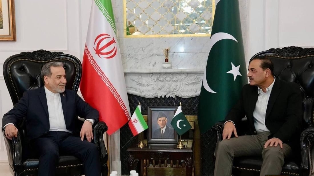 “کۆبوونەوەکانی عێراقچی لە پاکستان پەیوەندی بە دانوستانی ئەتۆمییەوە نییە”