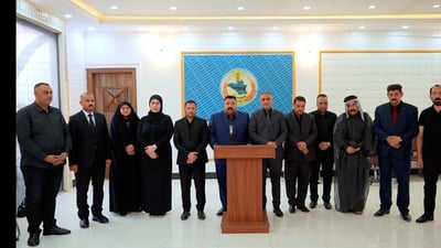 فيديو: المياحي يسلم منصب محافظ واسط للهماشي بحضور نواب وأعضاء في المجلس