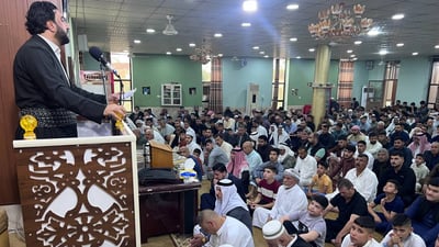 خطيب داقوق يدعو لتشكيل الحكومة المحلية في كركوك.. صور من الجامع الكبير بـ “خورز”