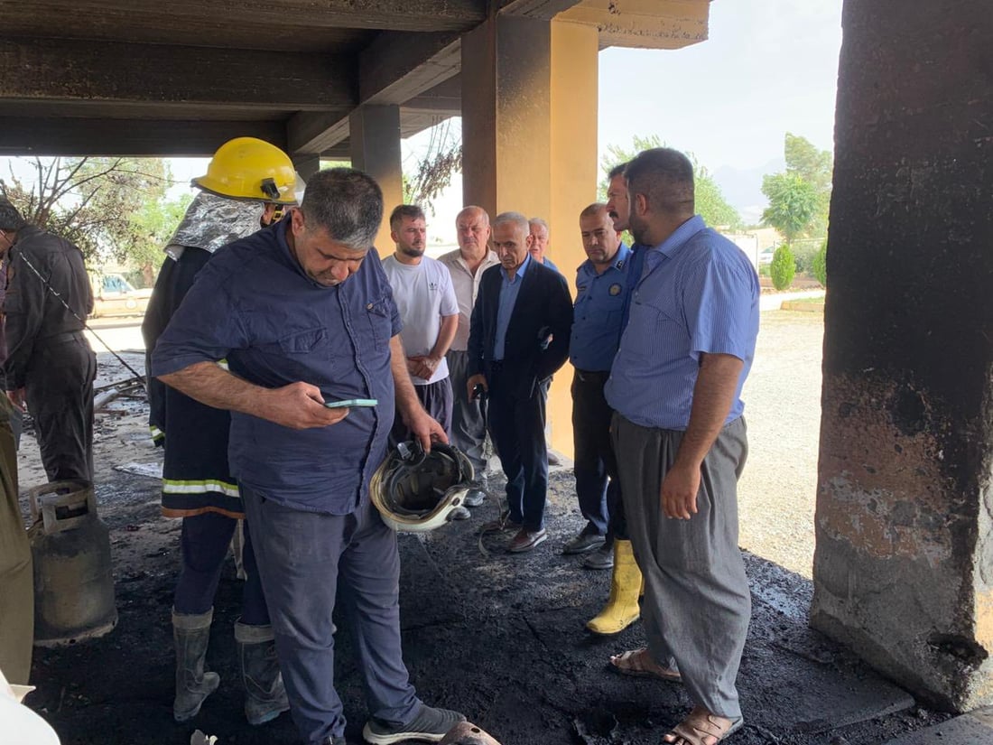 کارگەی غازی قەڵادزێ ئاگریگرت و دوو کارمەند بریندار بوون