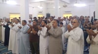 صور من صلاة العيد في مسجد الإمام الحسن بالعمارة.. فرصة ل...