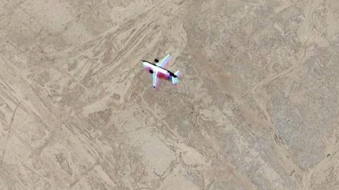 وەزارەتی گواستنەوە: ئەو فڕۆکەیەی لە بیابانی سەماوە بینراوە، تەنیا “خەیاڵی مانگی دەستکرد” بووە