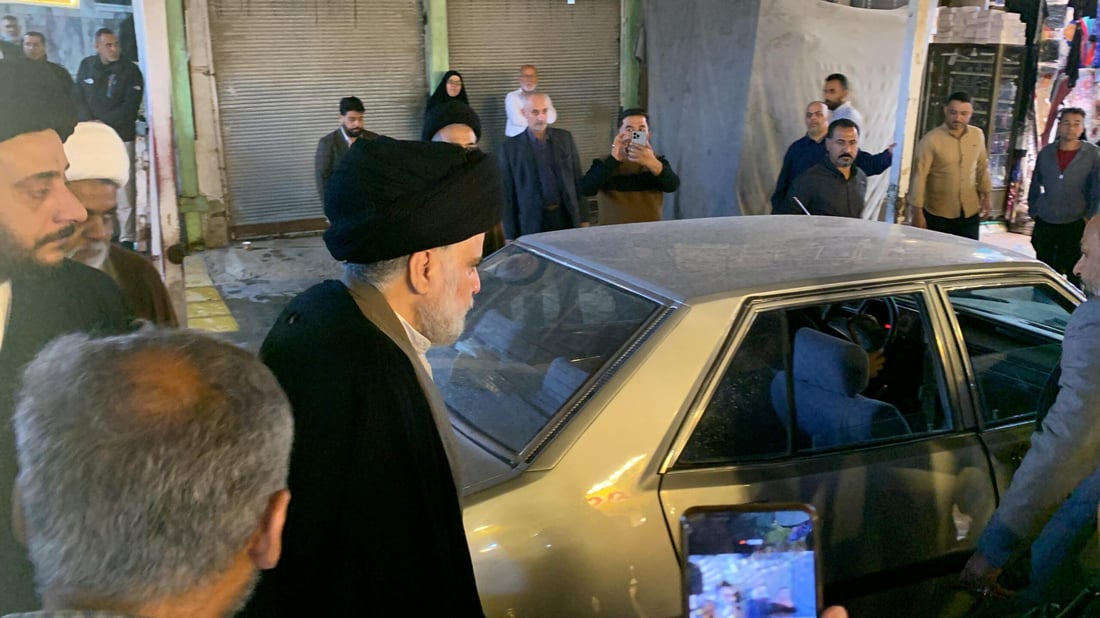 لقاء الصدر والمرجع السيستاني “خاص جداً” ولا مجلس للعزاء.. نائب سابق