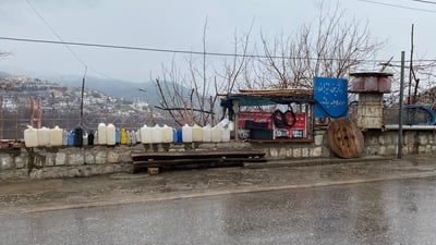 “جەنگ” بەنزینی ئێرانی لە بازاڕدا کەمکردووە و نرخەکەشی بەرزکردووەتەوە