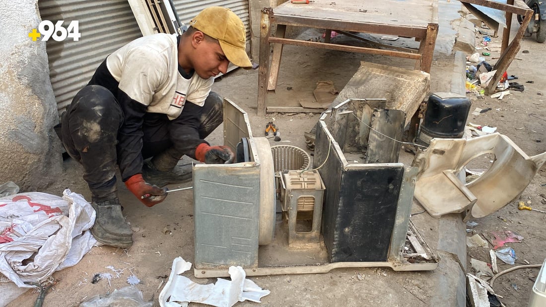 من “العتاگة” إلى بغداد.. الناصرية لا تبوح بكلّ شيء عن تجارة الخردة (صور)