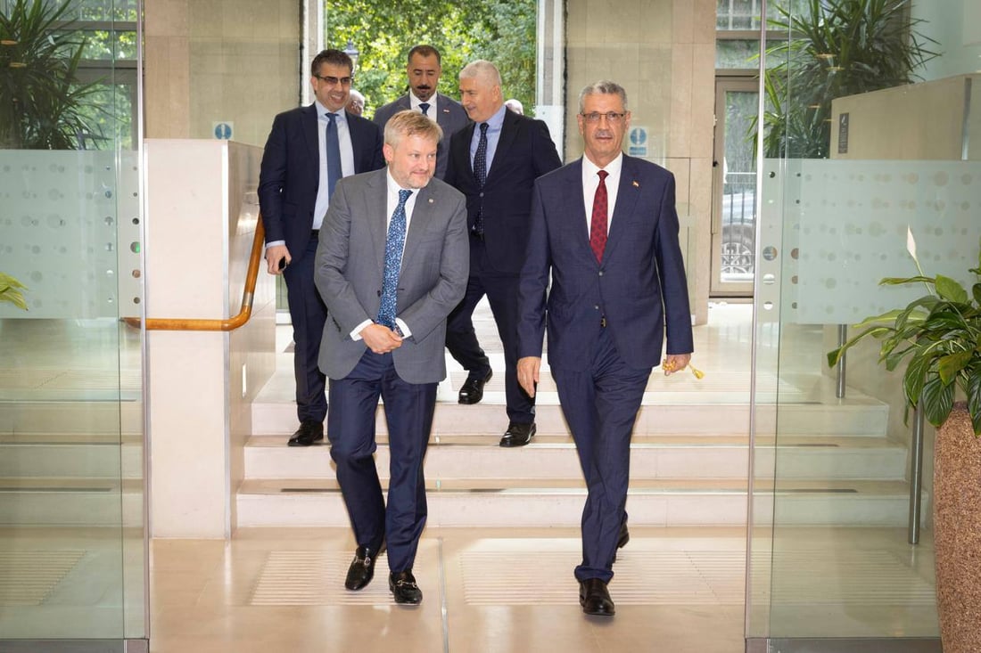 وزير النفط يبحث مع “شل” و”BP” في بريطانيا تطوير حقول النفط واستثمار الغاز