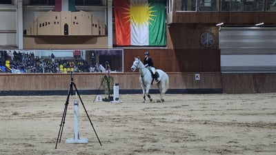 لە هەولێر 36 ئەسپسوار کێبڕکێی بازدانیان کرد