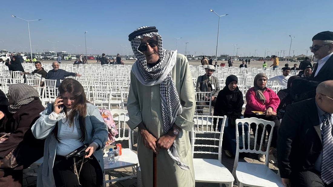 البصرة قبل قليل.. المربد في الهواء الطلق وكاظم الحجاج يفتتح قراءة الشعر (صور)
