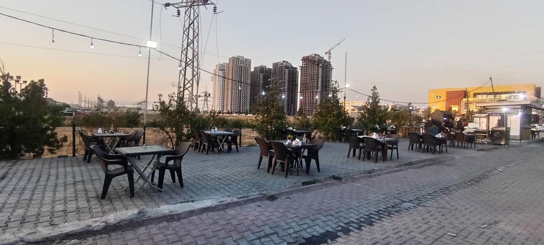 شارەوانی هەولێر کۆشک و کەپرەکان لەسەر پیادەڕۆکان لادەبات